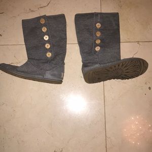 Ugg